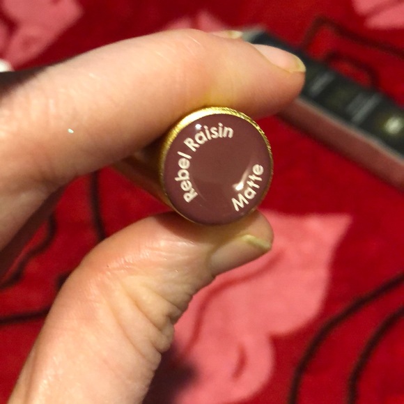 Ofra and Grande lips bundle - Picture 5 of 5